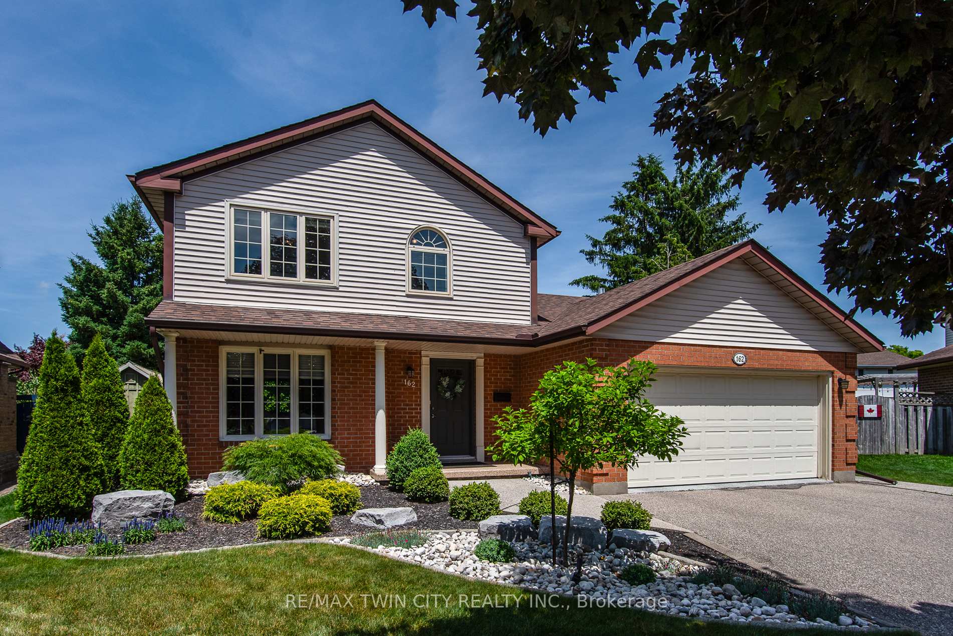 Front of 162 Ambleside Court