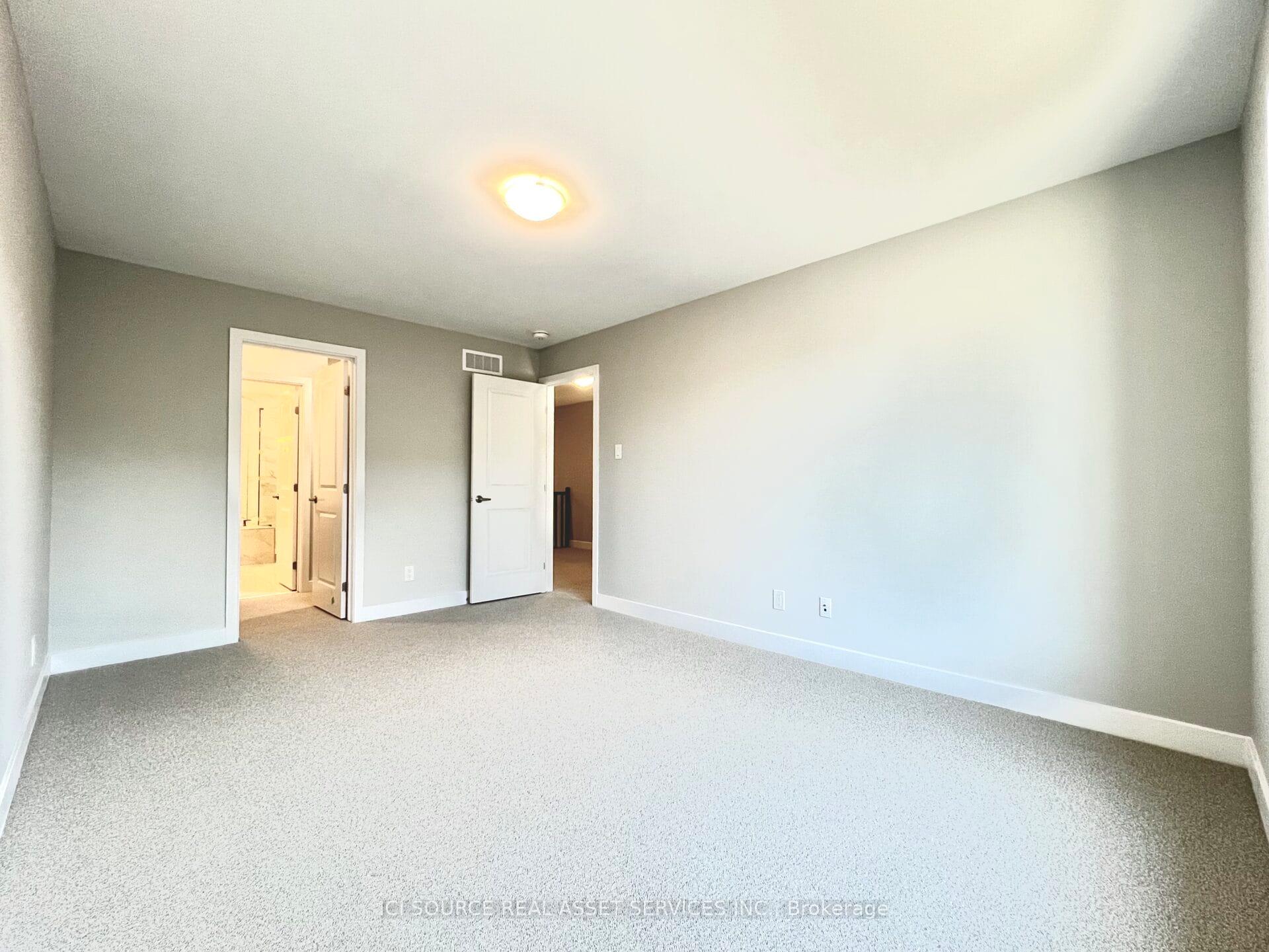 Photo 13 of 825 Solarium Avenue, Ottawa, Riverside South/Gloucester Glen — HOMEH
