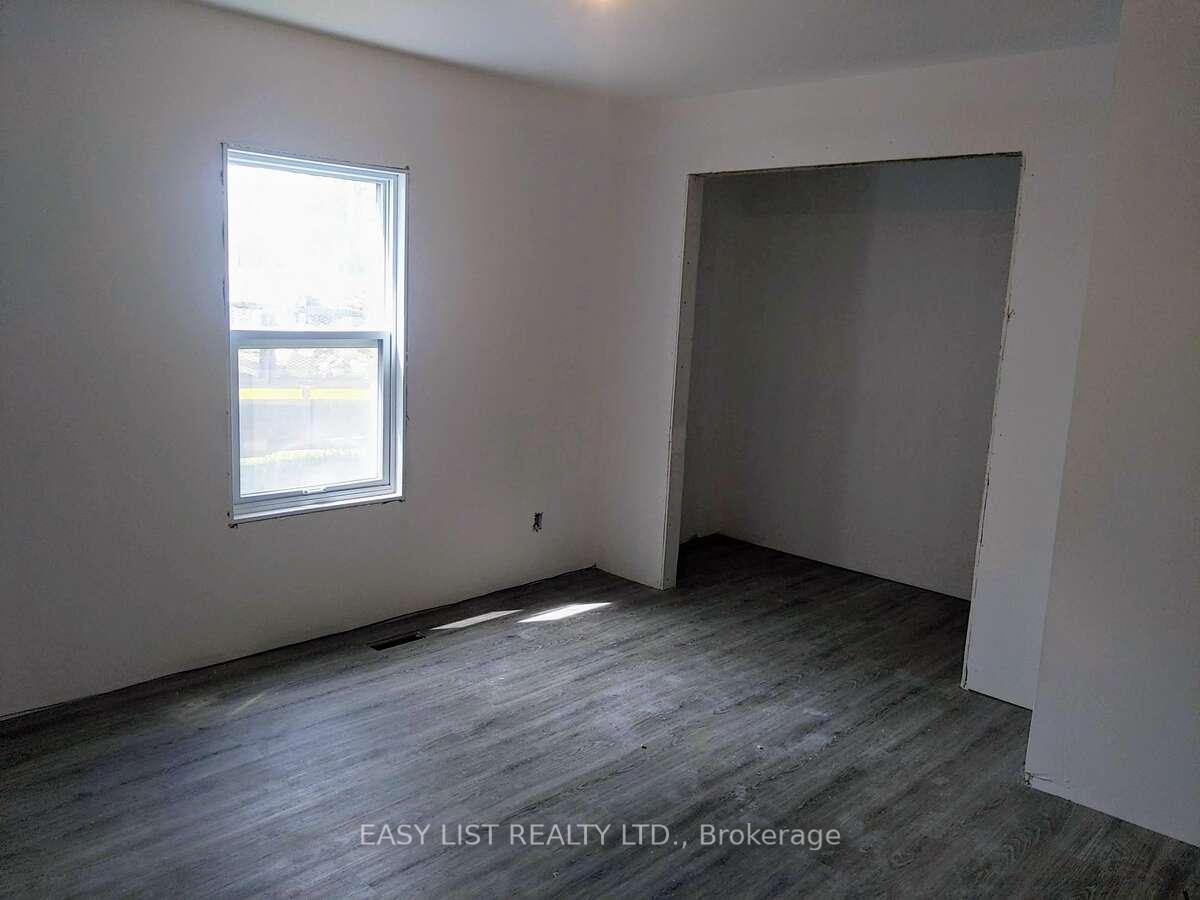 Photo 4 of 35 Dain Avenue, Welland, Lincoln/Crowland — HOMEH