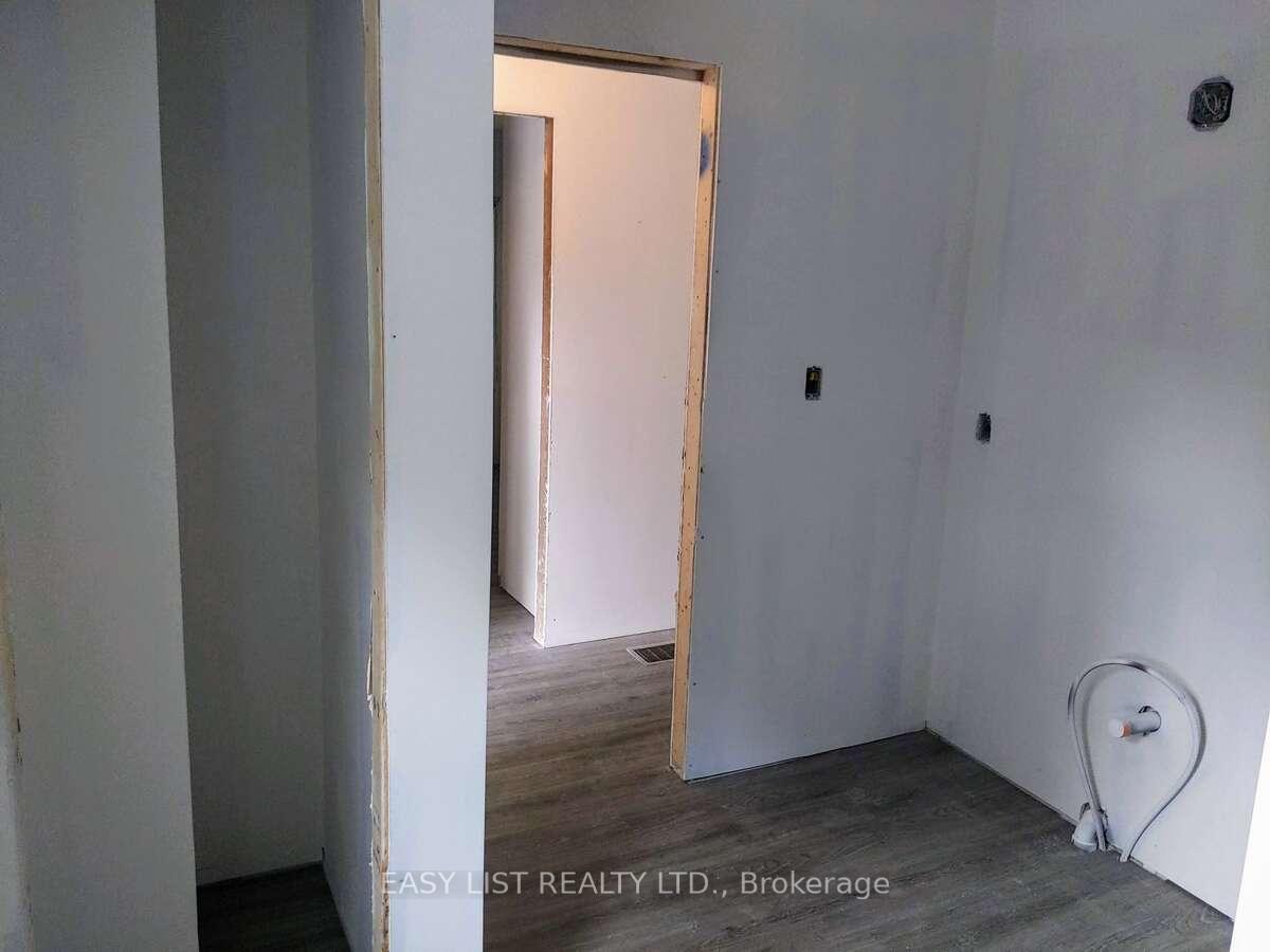 Photo 12 of 35 Dain Avenue, Welland, Lincoln/Crowland — HOMEH