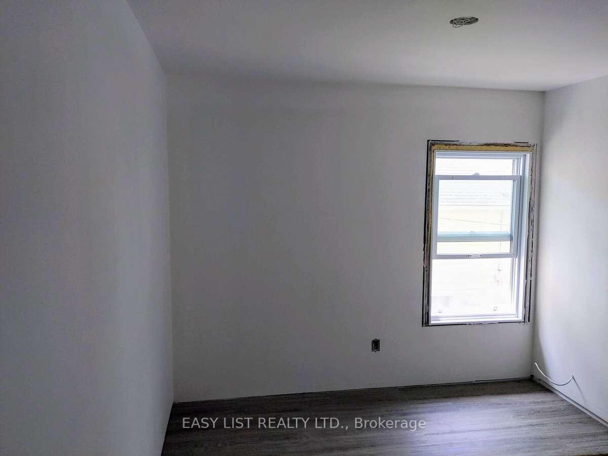 Photo 19 of 35 Dain Avenue, Welland, Lincoln/Crowland — HOMEH