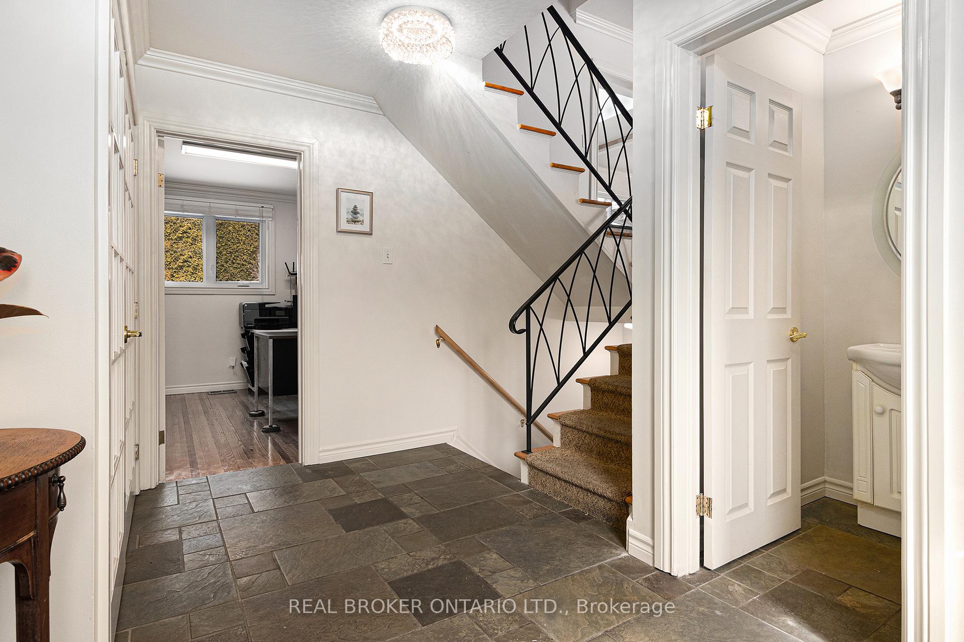 Photo 4 of 1845 Arizona Avenue, Ottawa, Guildwood Estates - Urbandale Acres — HOMEH