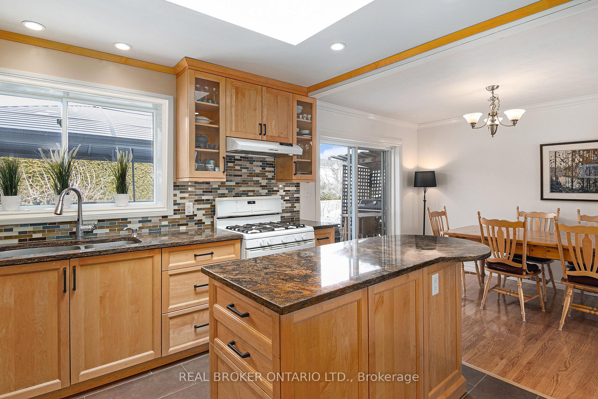 Photo 18 of 1845 Arizona Avenue, Ottawa, Guildwood Estates - Urbandale Acres — HOMEH