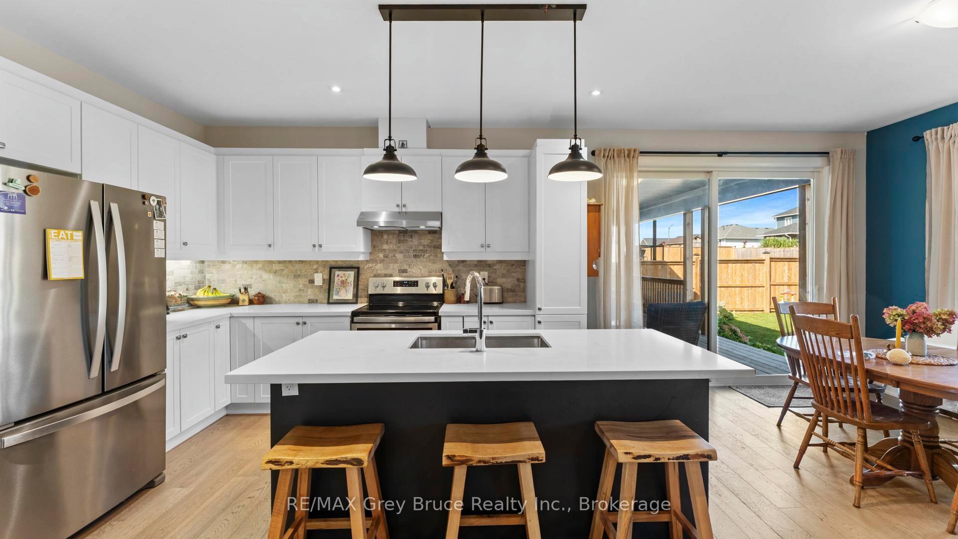 Photo 7 of 62 Chestnut Hill Crescent, Arran-Elderslie — HOMEH