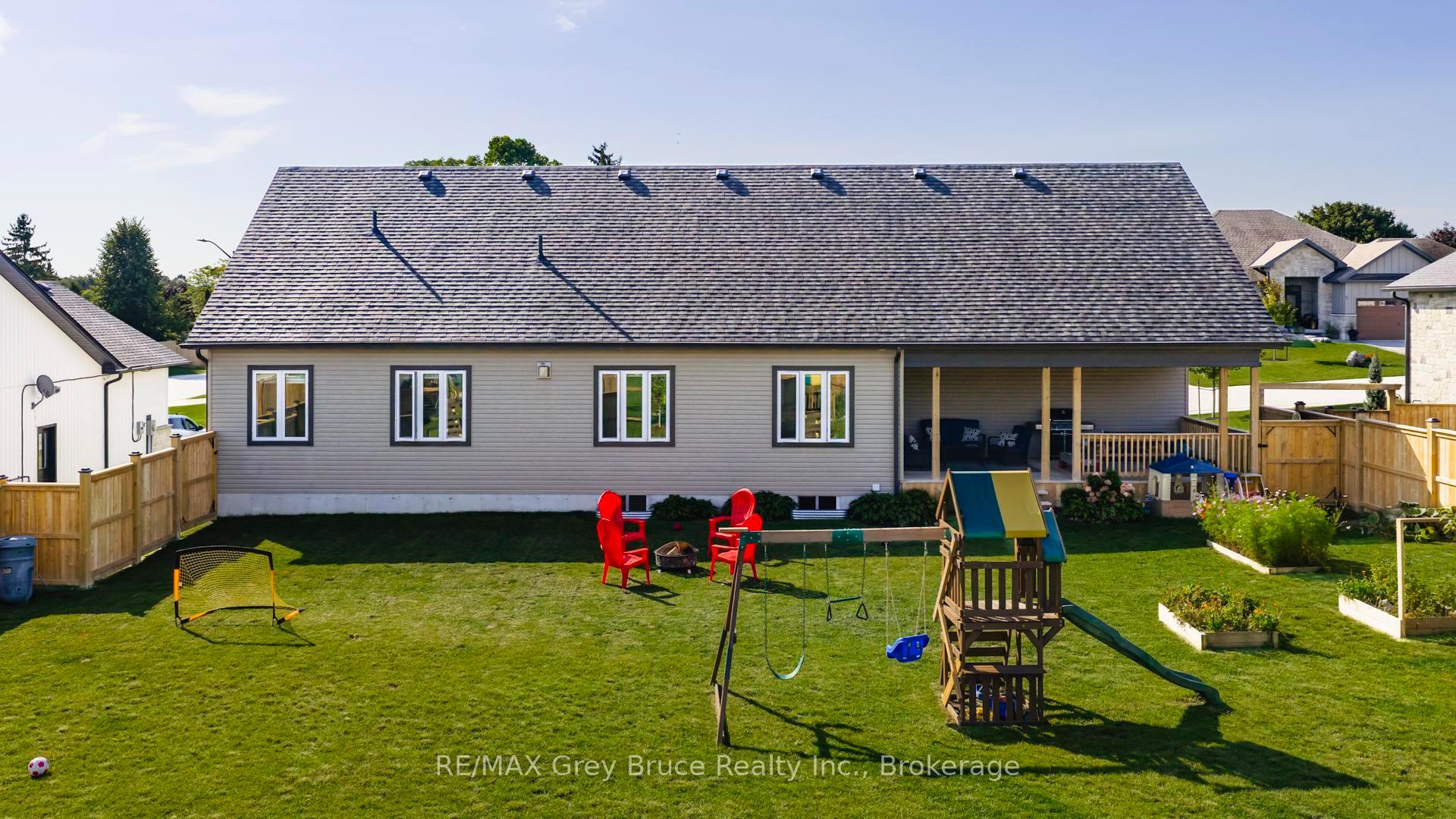 Photo 29 of 62 Chestnut Hill Crescent, Arran-Elderslie — HOMEH