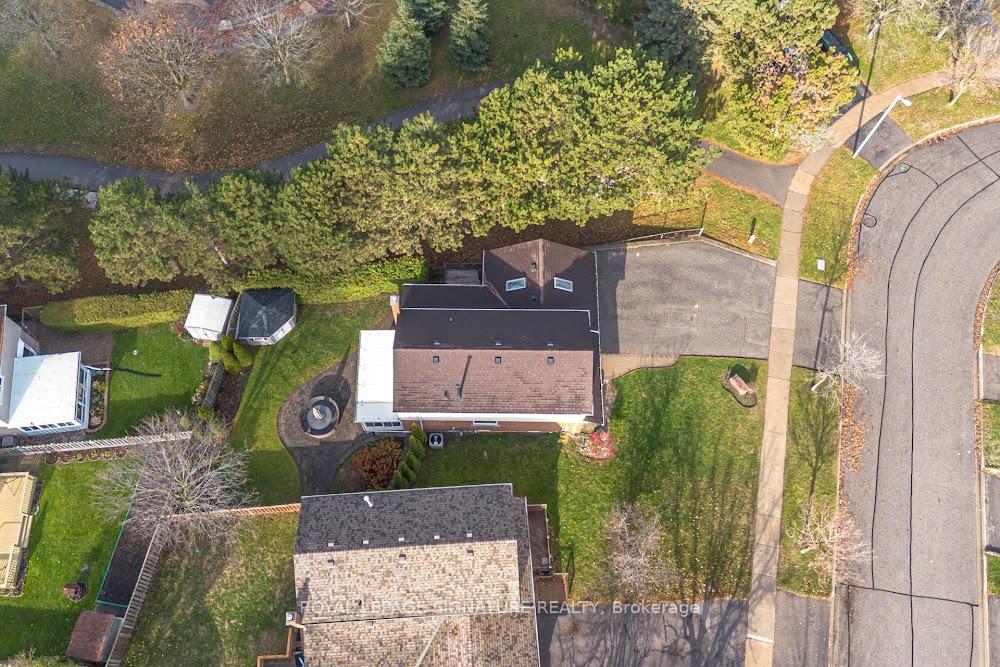 Photo 4 of 40 Janedale Crescent, Whitby, Blue Grass Meadows — HOMEH