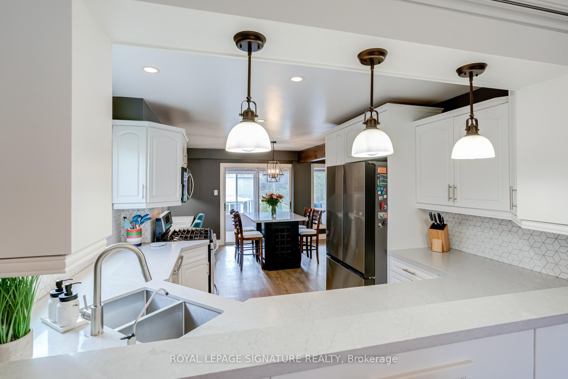 Photo 17 of 40 Janedale Crescent, Whitby, Blue Grass Meadows — HOMEH