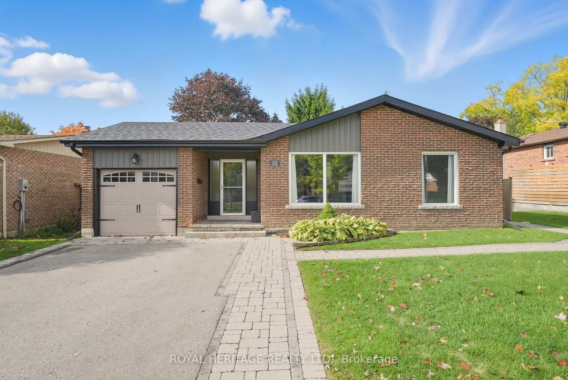 Photo 1 of 10 Carter Crescent, Whitby, Lynde Creek — HOMEH