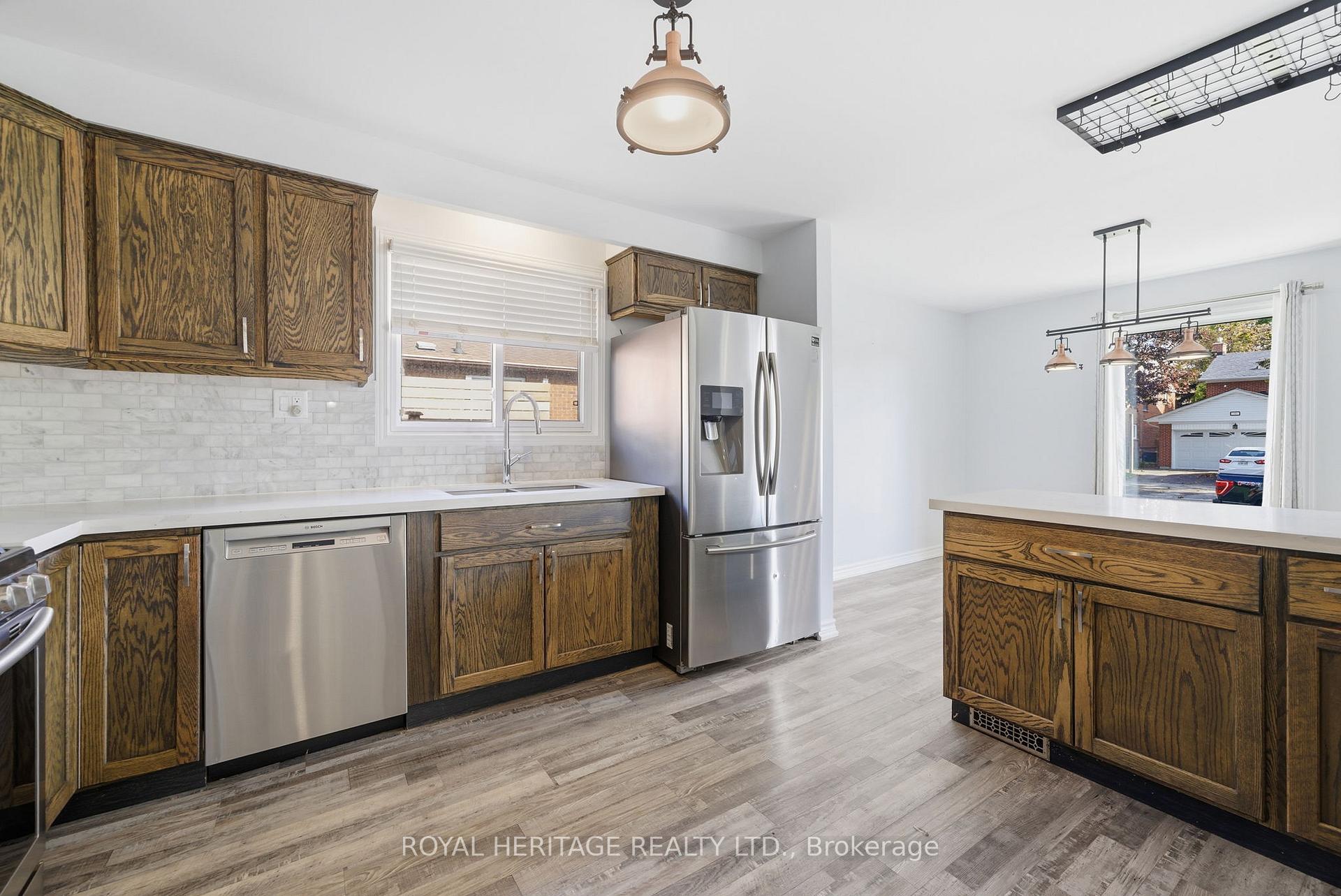Photo 16 of 10 Carter Crescent, Whitby, Lynde Creek — HOMEH