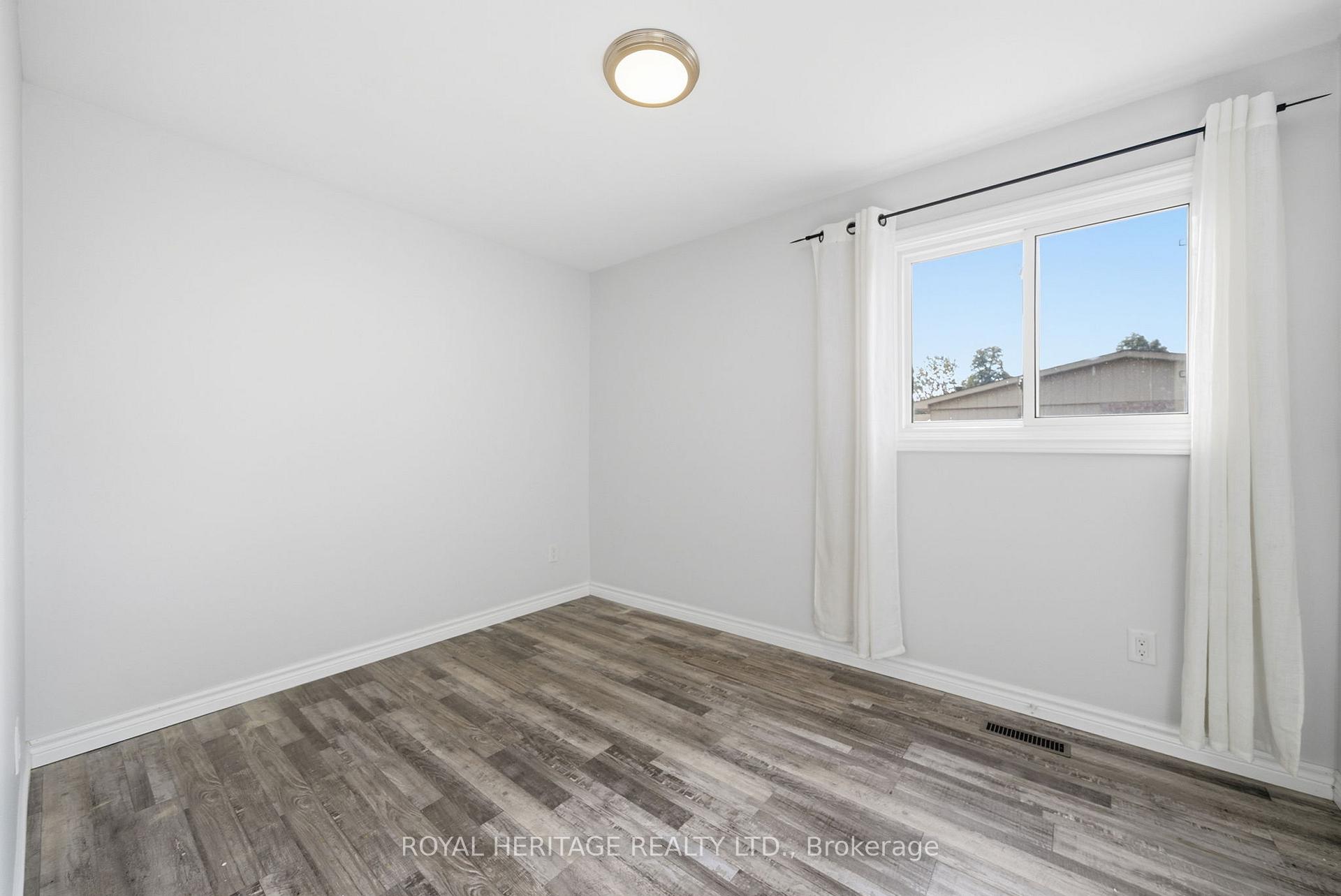 Photo 21 of 10 Carter Crescent, Whitby, Lynde Creek — HOMEH