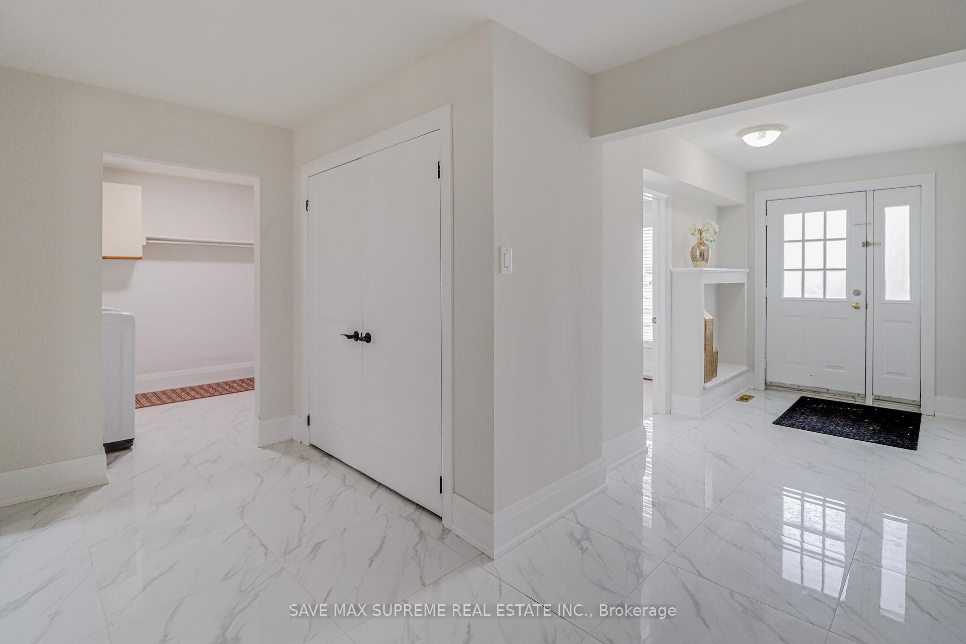 Photo 21 of 10 Curtiss Court, Barrie, Rural Barrie Southwest — HOMEH