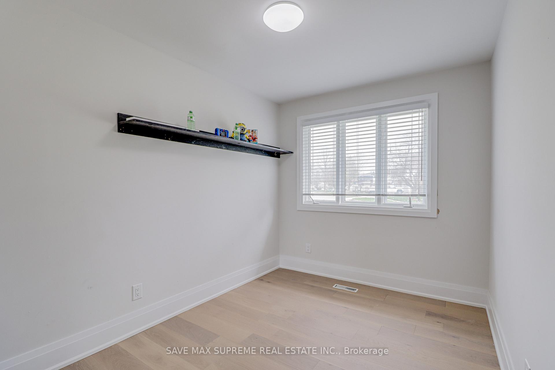 Photo 22 of 10 Curtiss Court, Barrie, Rural Barrie Southwest — HOMEH