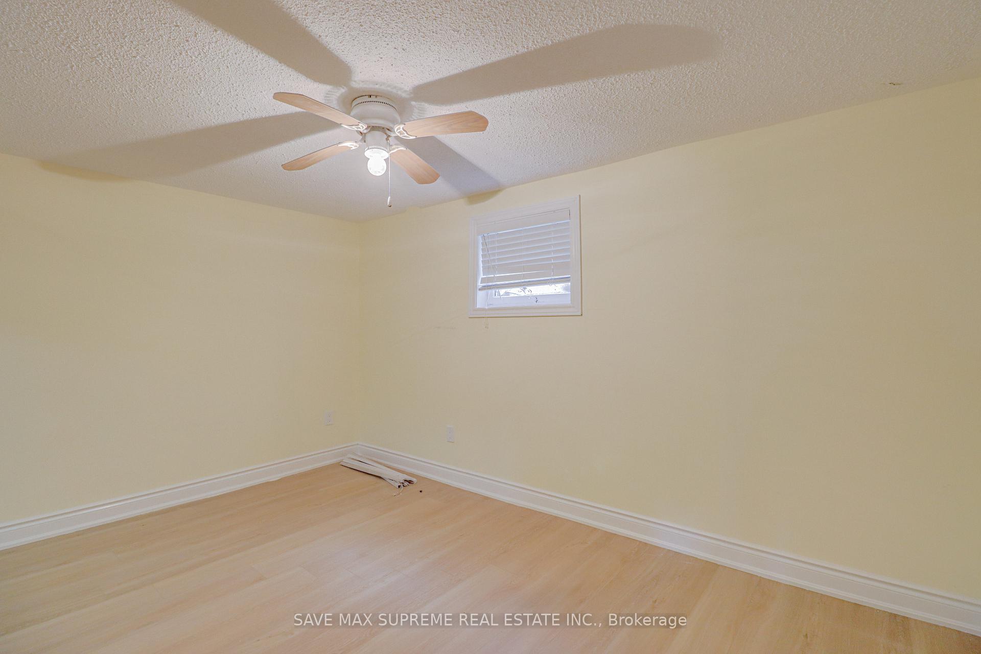 Photo 26 of 10 Curtiss Court, Barrie, Rural Barrie Southwest — HOMEH