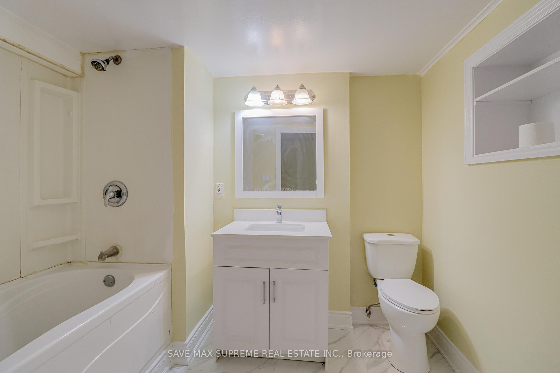 Photo 30 of 10 Curtiss Court, Barrie, Rural Barrie Southwest — HOMEH