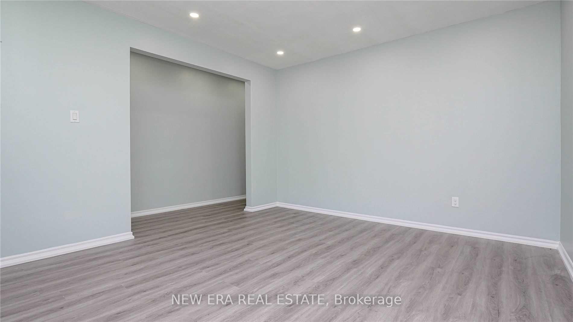 Photo 7 of 163 Cedarbrae Avenue, Waterloo — HOMEH