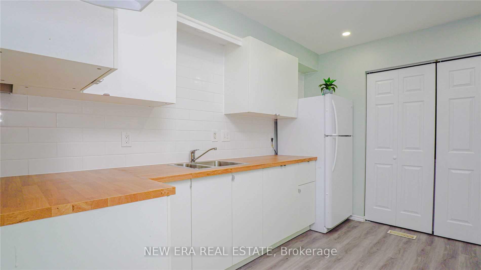 Photo 13 of 163 Cedarbrae Avenue, Waterloo — HOMEH