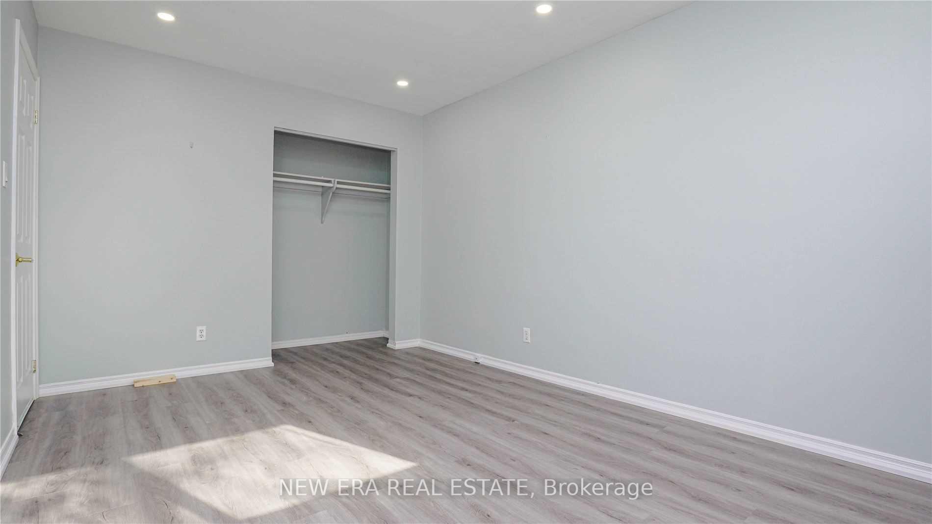 Photo 22 of 163 Cedarbrae Avenue, Waterloo — HOMEH