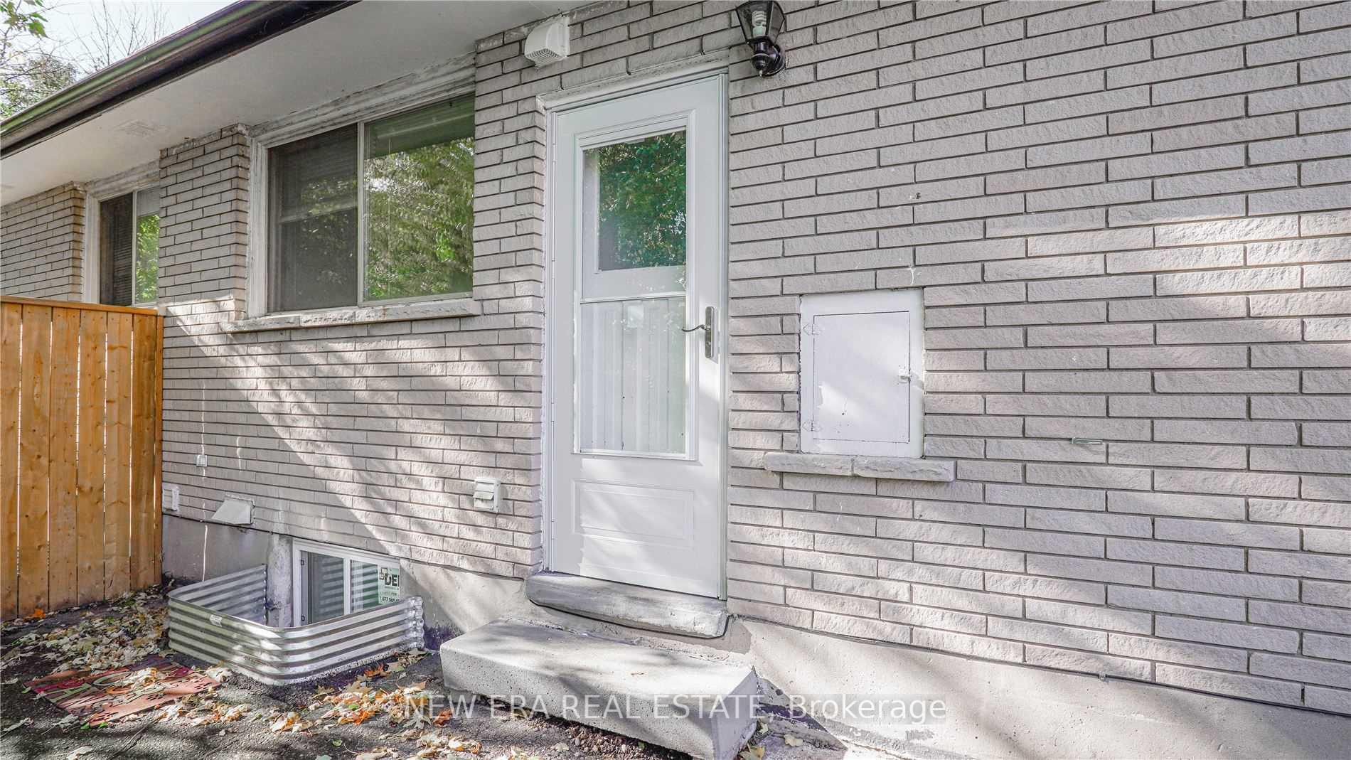 Photo 25 of 163 Cedarbrae Avenue, Waterloo — HOMEH