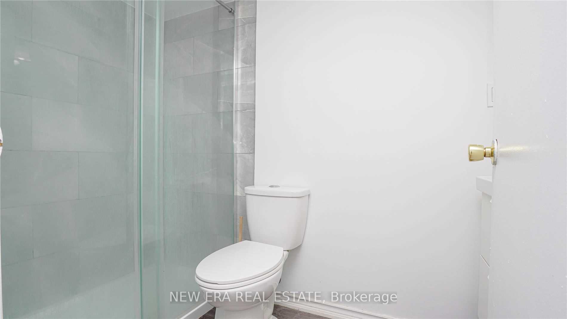 Photo 35 of 163 Cedarbrae Avenue, Waterloo — HOMEH