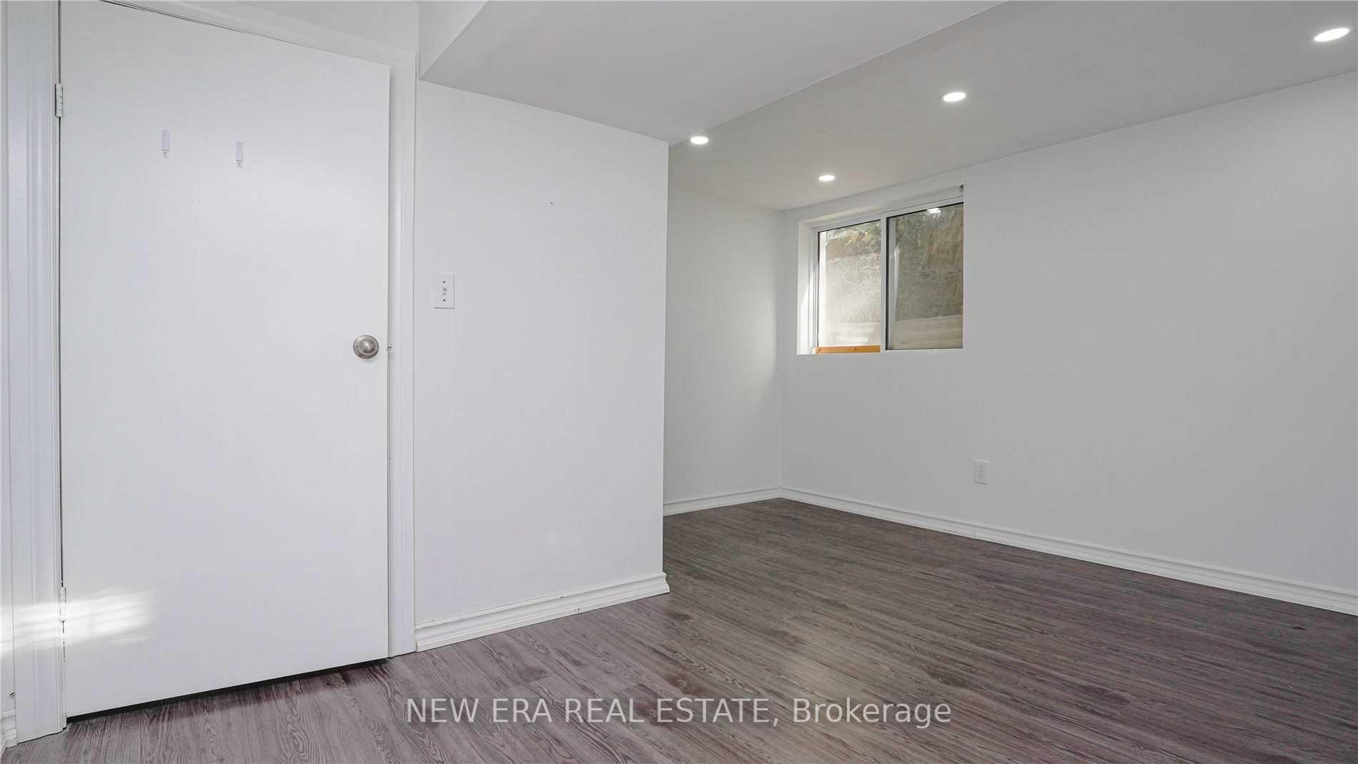 Photo 39 of 163 Cedarbrae Avenue, Waterloo — HOMEH