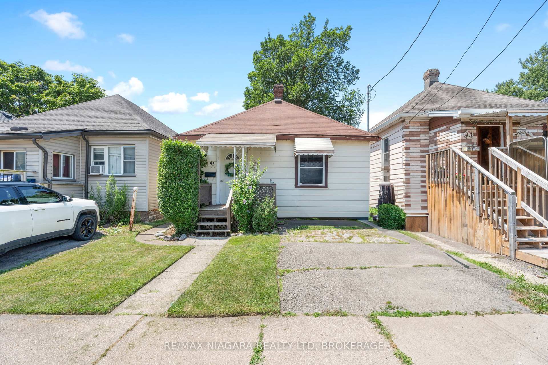 Photo 1 of 45 Alexander Street, Welland, Welland Downtown — HOMEH