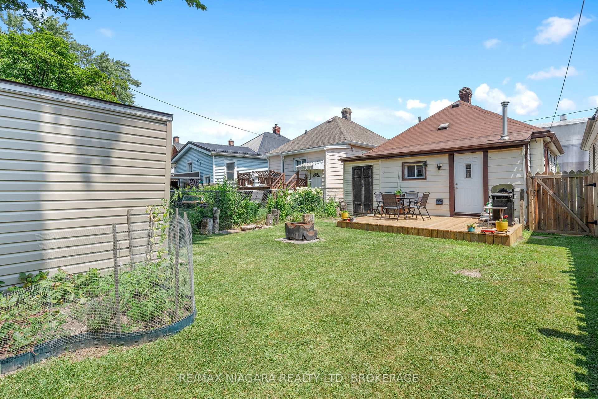 Photo 13 of 45 Alexander Street, Welland, Welland Downtown — HOMEH