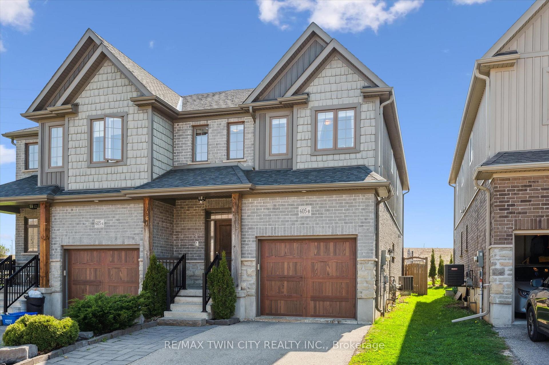 Front of Unit B, 605 Montpellier Drive