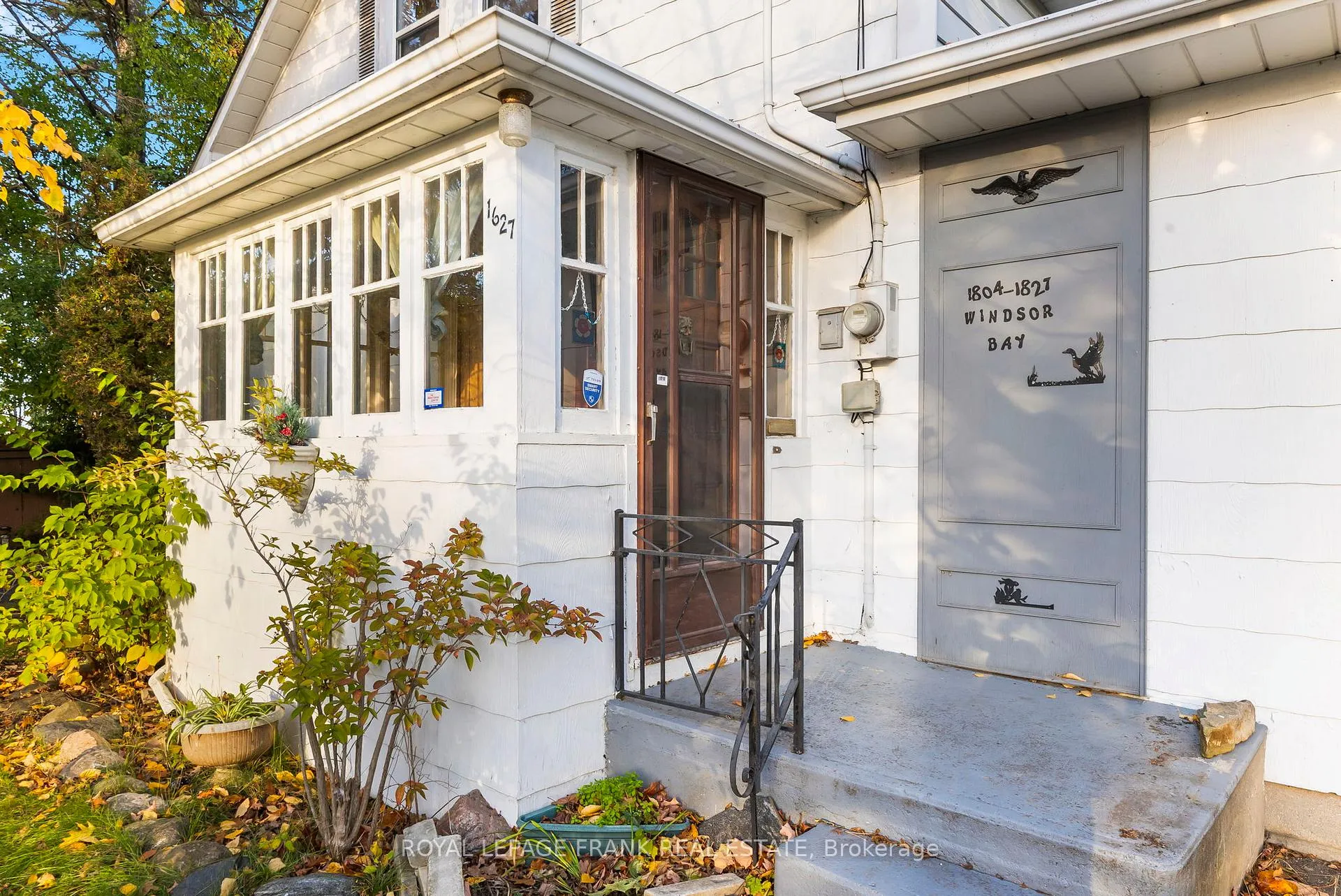Photo 4 of 1627 Dufferin Street, Whitby, Port Whitby — HOMEH