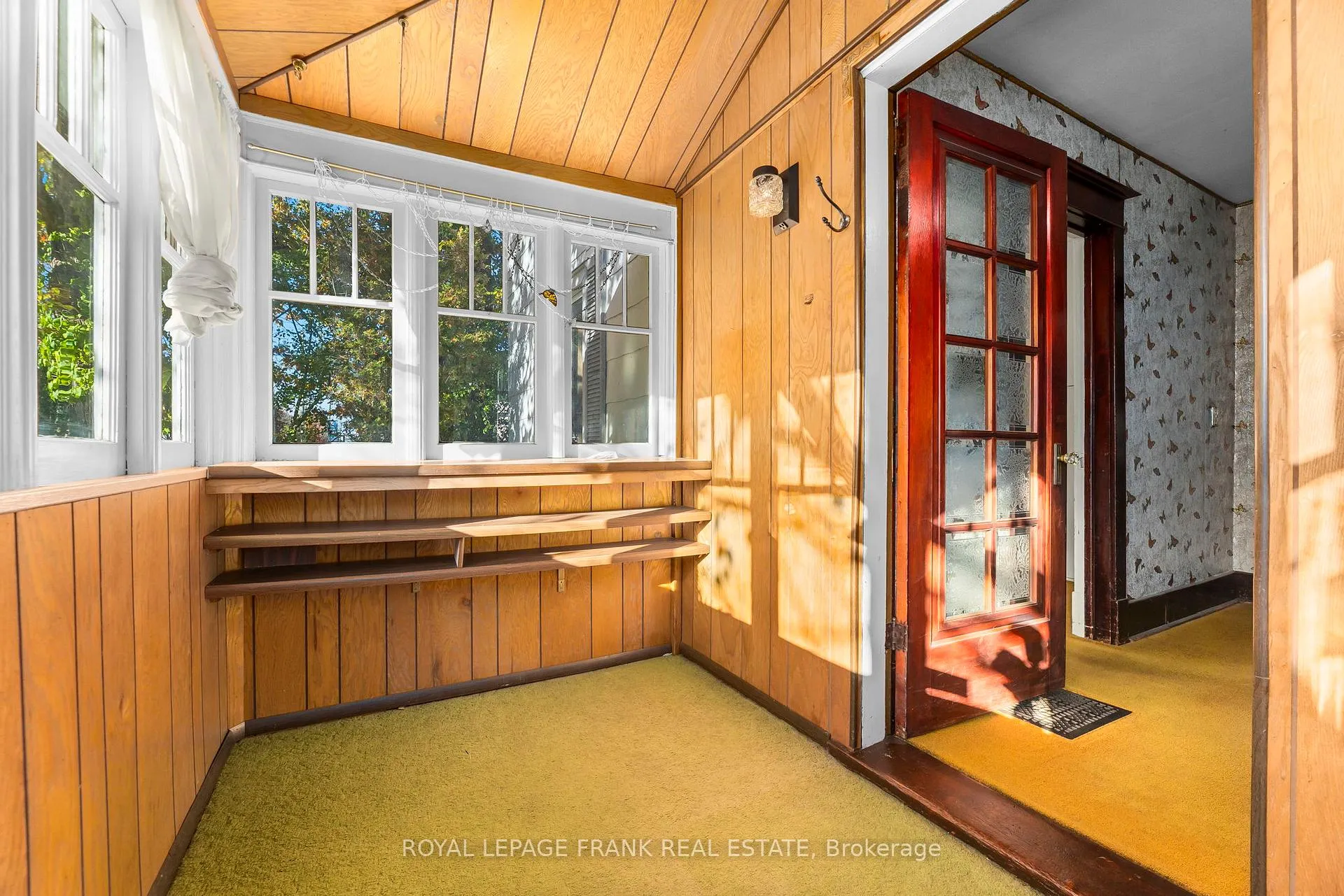 Photo 14 of 1627 Dufferin Street, Whitby, Port Whitby — HOMEH