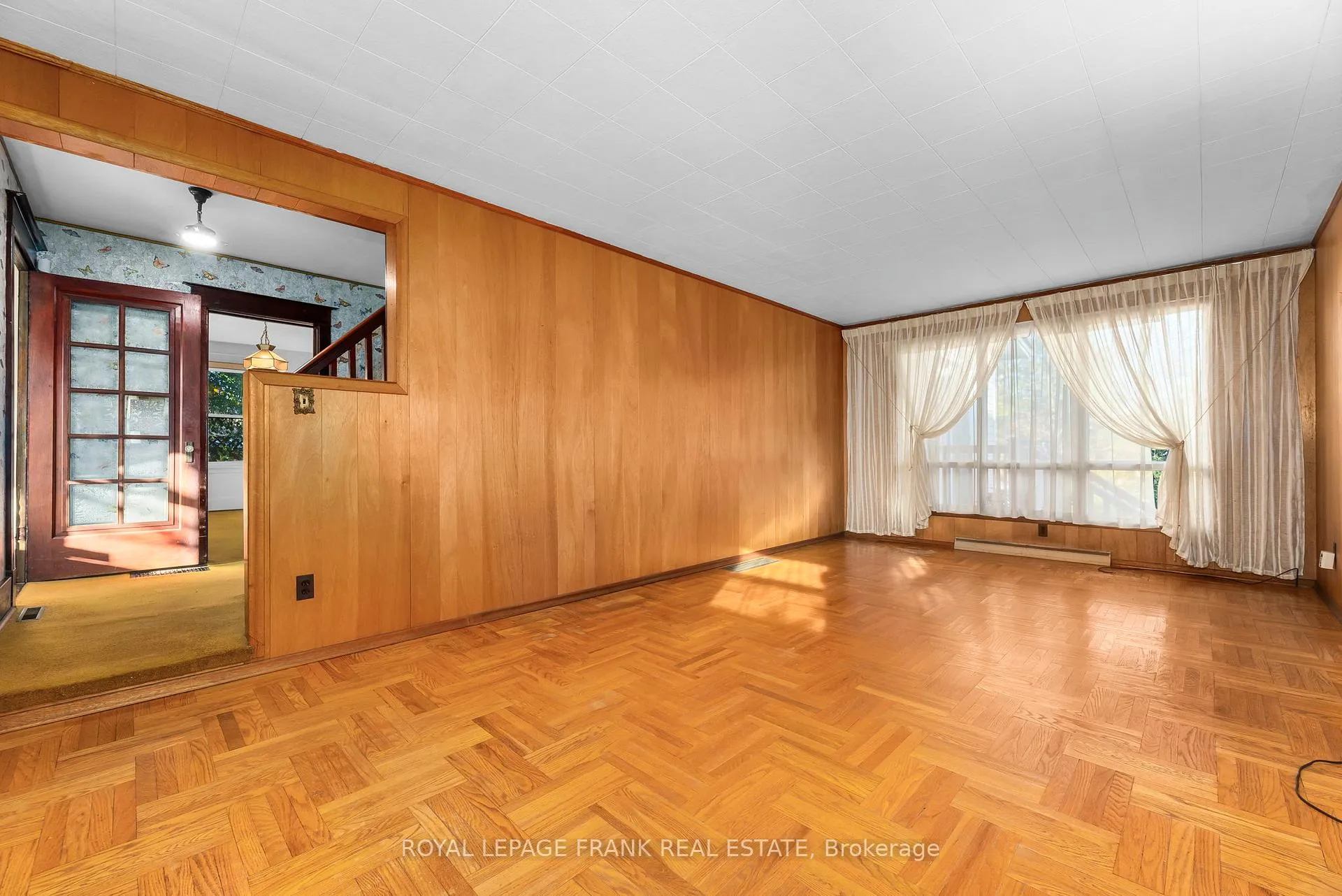 Photo 18 of 1627 Dufferin Street, Whitby, Port Whitby — HOMEH