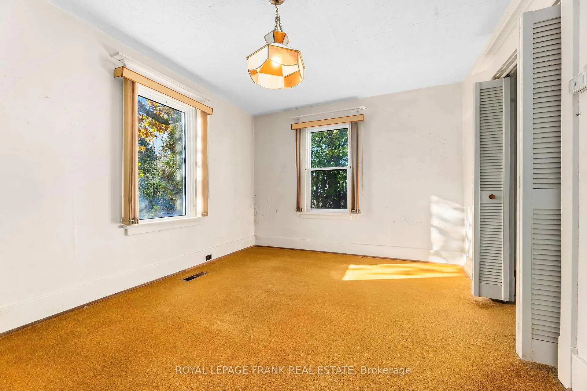 Photo 20 of 1627 Dufferin Street, Whitby, Port Whitby — HOMEH