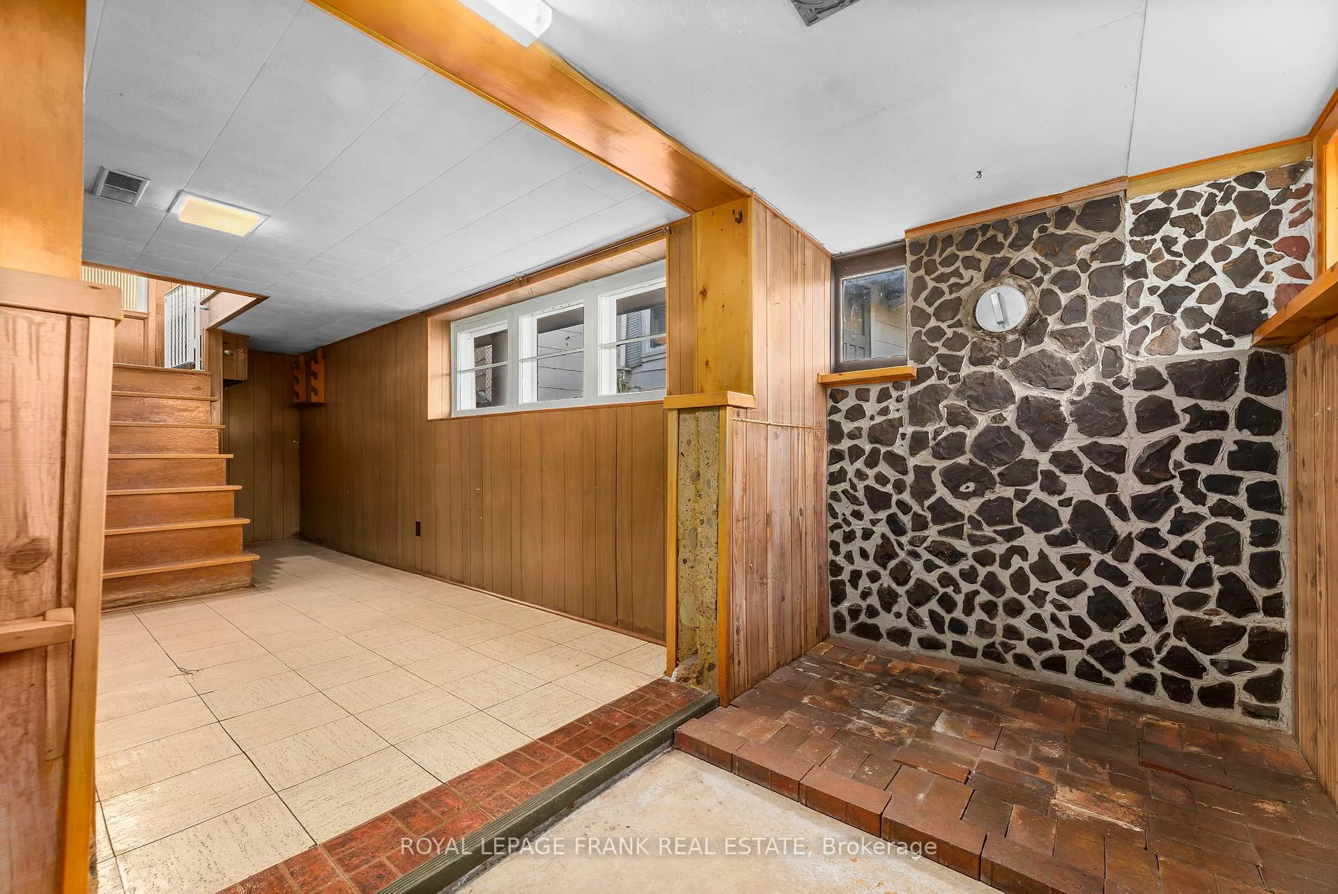 Photo 42 of 1627 Dufferin Street, Whitby, Port Whitby — HOMEH