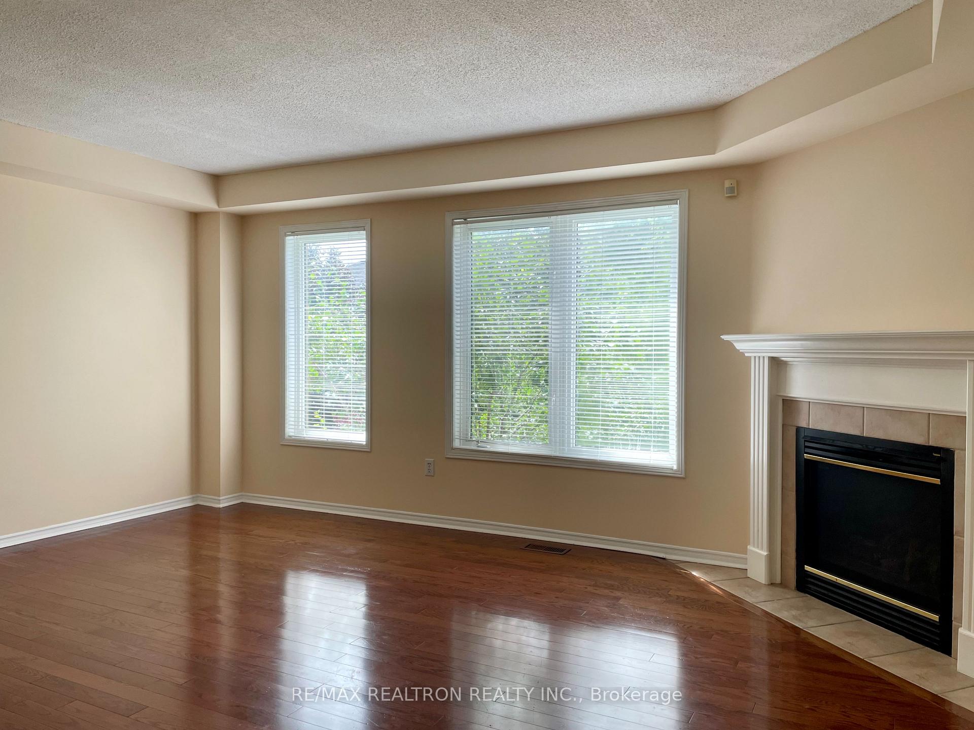 Photo 8 of Unit Main & 2nd, 14 Yellowood Circle, Vaughan, Patterson — HOMEH
