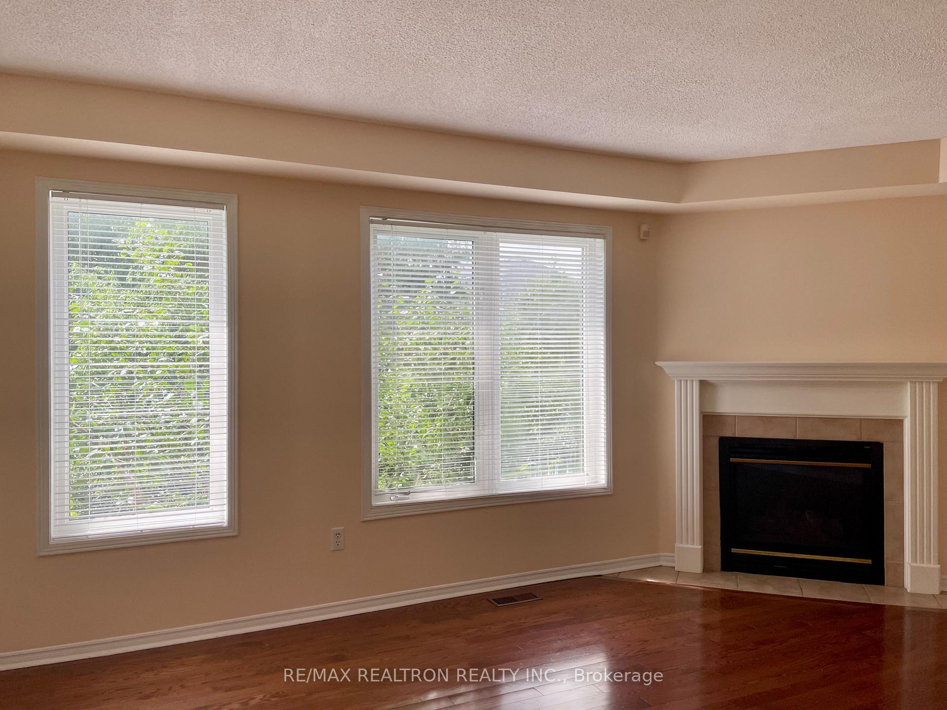 Photo 12 of Unit Main & 2nd, 14 Yellowood Circle, Vaughan, Patterson — HOMEH