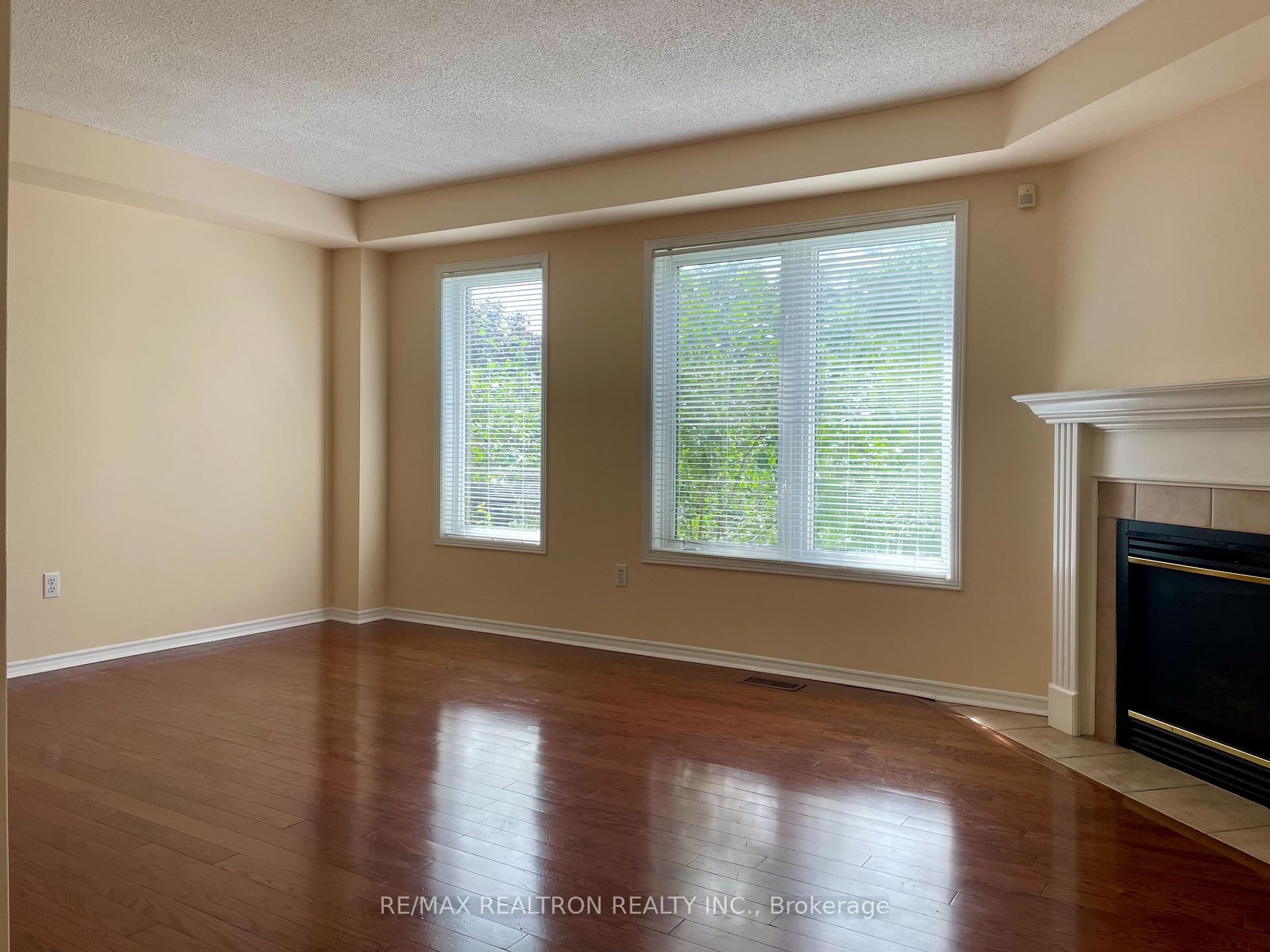 Photo 13 of Unit Main & 2nd, 14 Yellowood Circle, Vaughan, Patterson — HOMEH