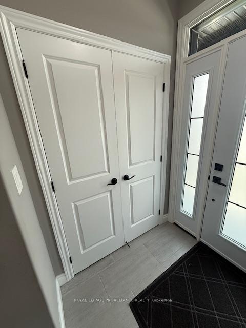Photo 2 of 21 Primrose Crescent, Belleville, Thurlow Ward — HOMEH