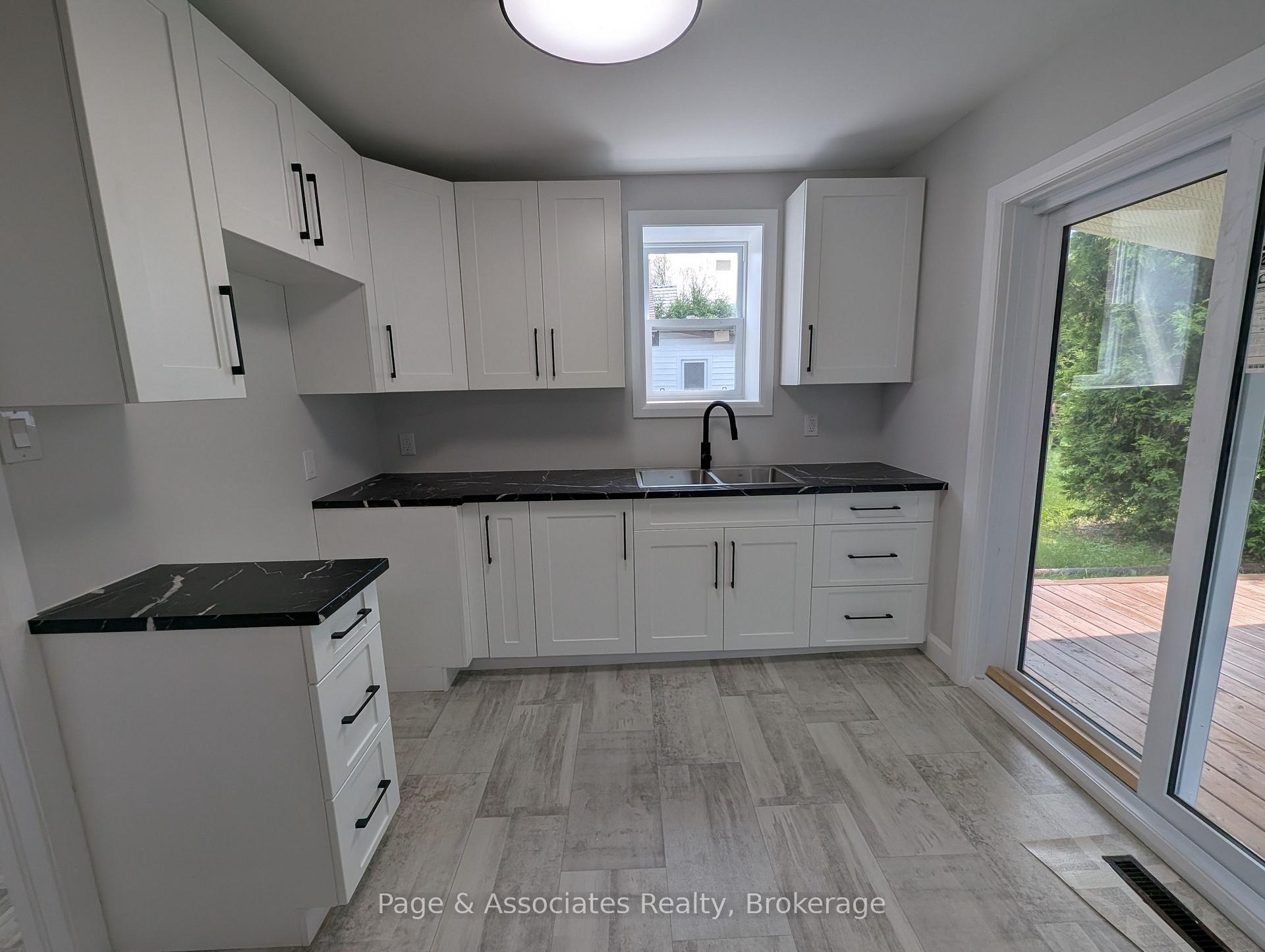 Photo 10 of 203 Toronto Street, West Nipissing, Sturgeon Falls — HOMEH