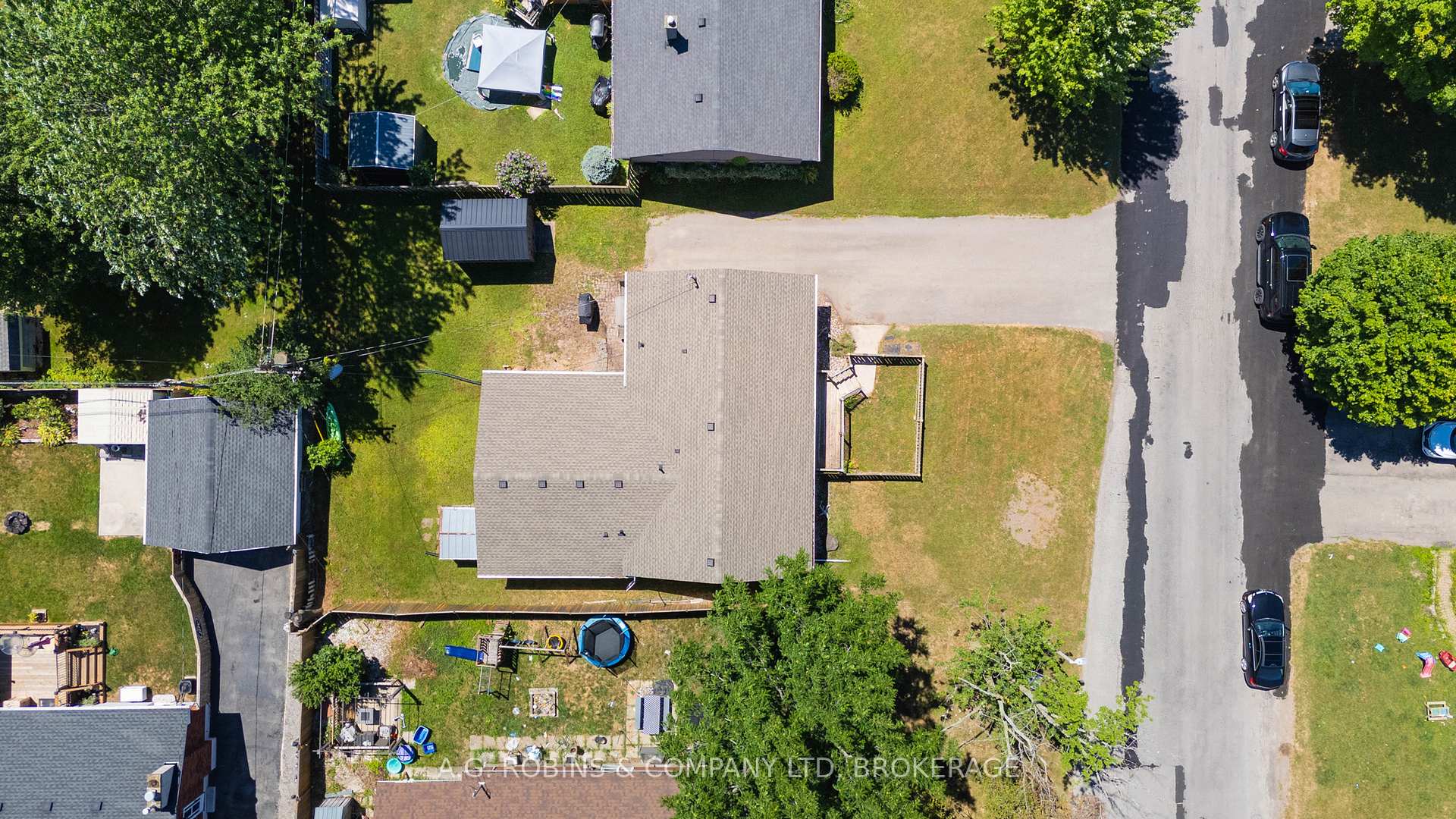 Photo 44 of 92 Diffin Drive, Welland, Prince Charles — HOMEH