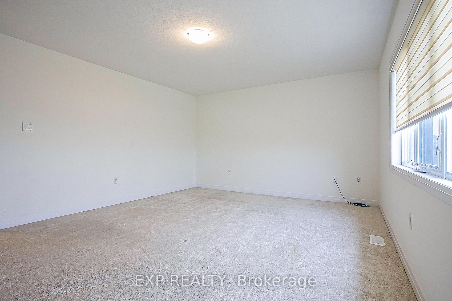 Photo 37 of 123 Port Crescent, Welland, Dain City — HOMEH