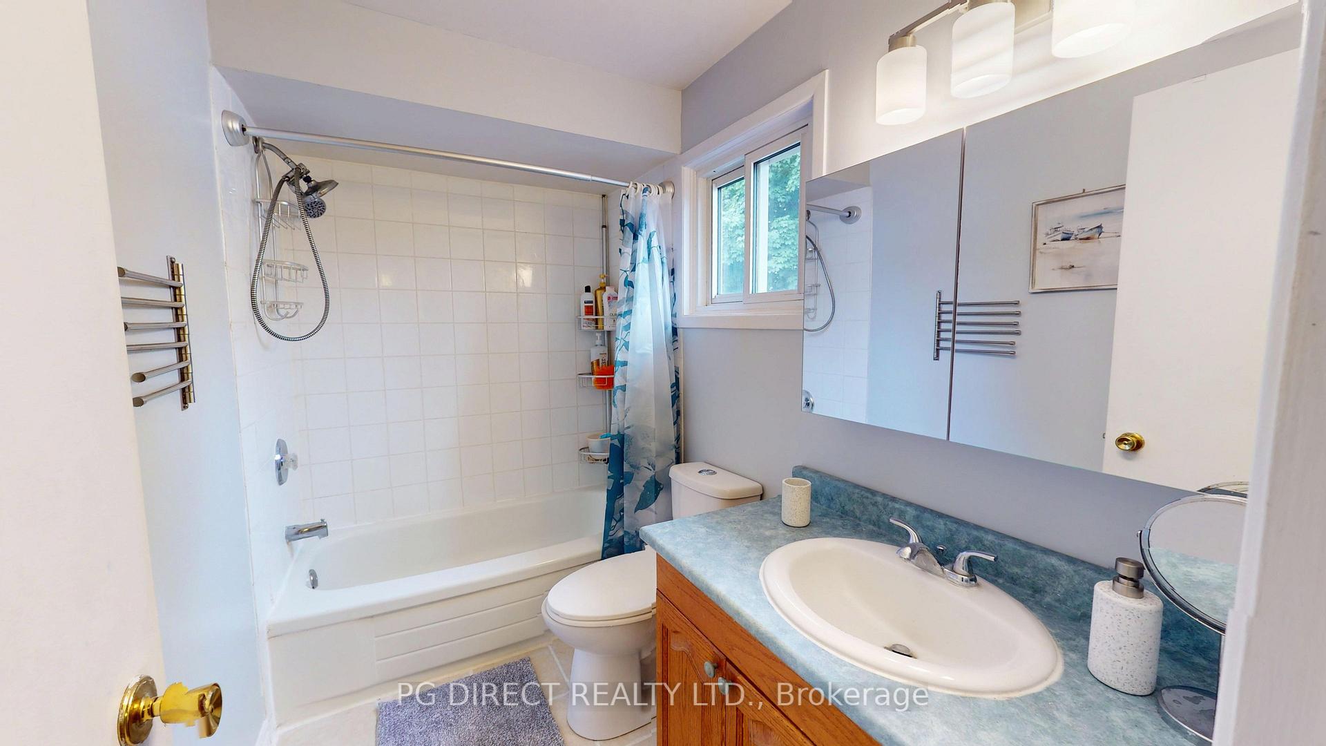 Photo 13 of 300 Conservation Drive, Waterloo — HOMEH