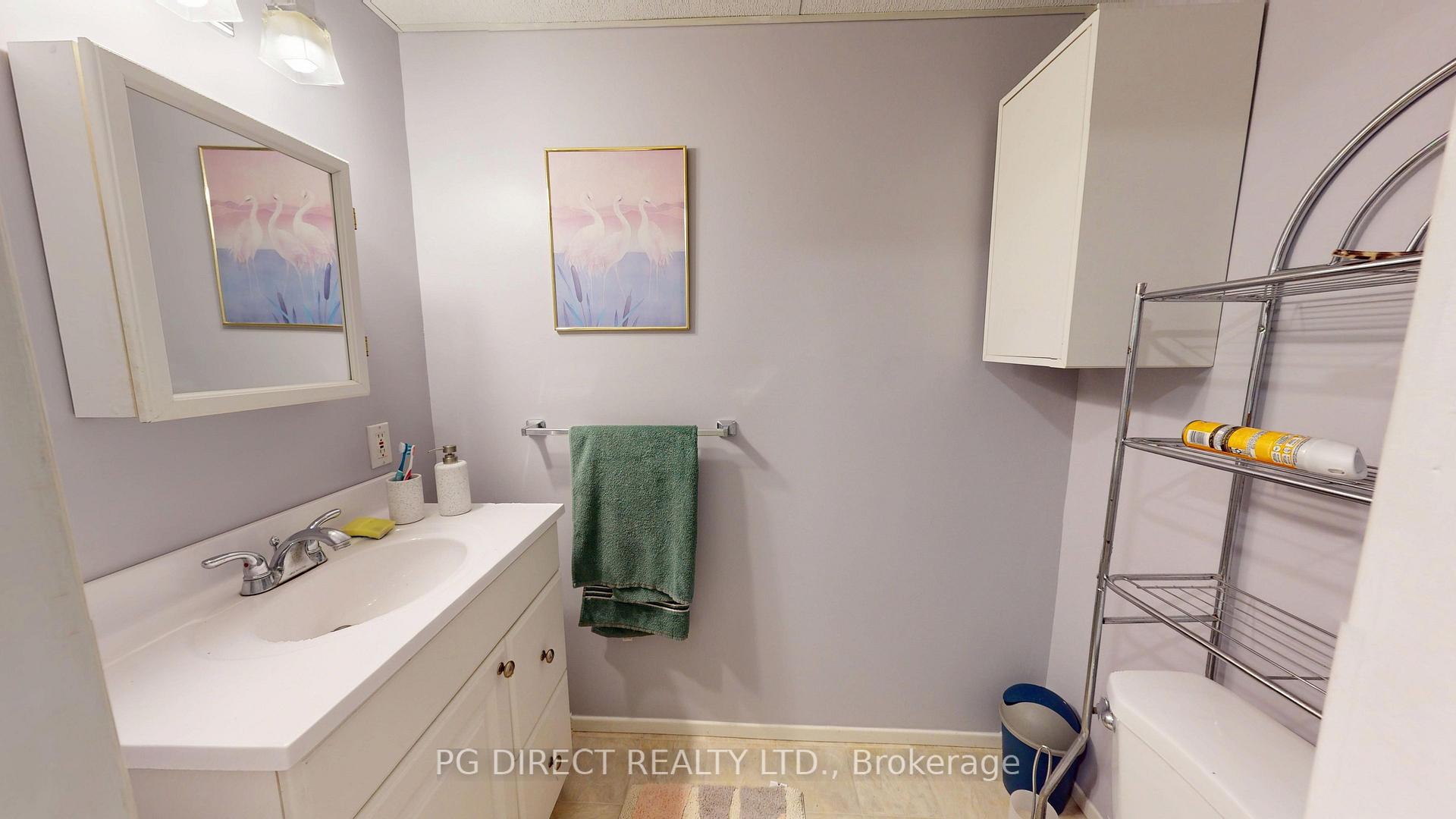 Photo 16 of 300 Conservation Drive, Waterloo — HOMEH