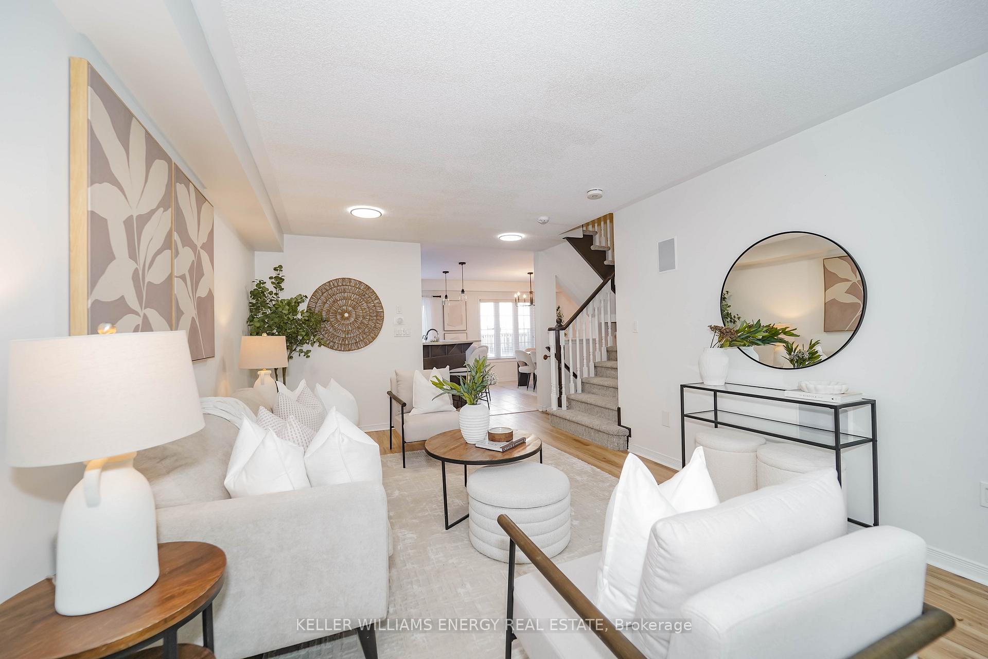 Photo 5 of 38 Elliottglen Drive, Ajax, Northeast Ajax — HOMEH