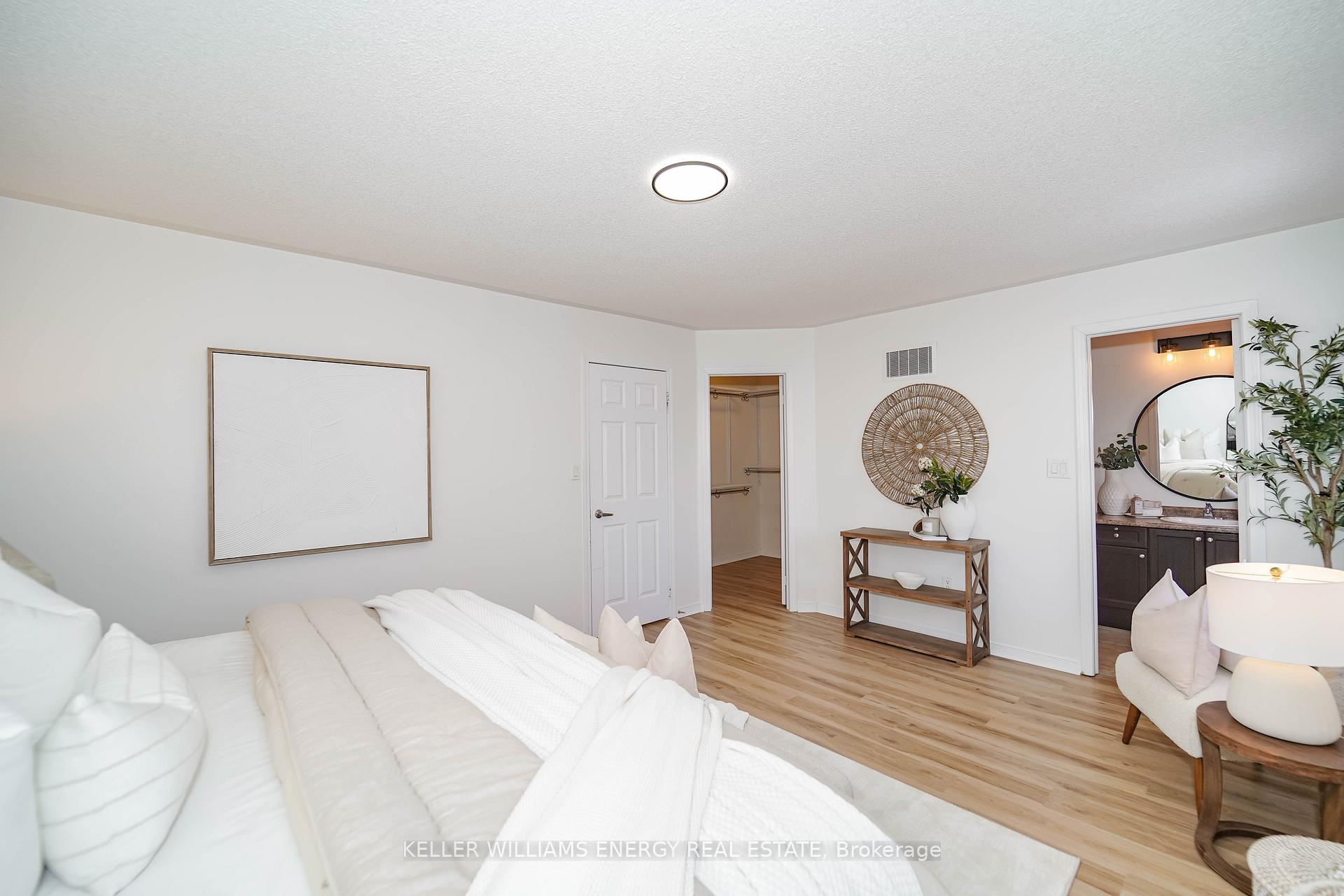 Photo 15 of 38 Elliottglen Drive, Ajax, Northeast Ajax — HOMEH