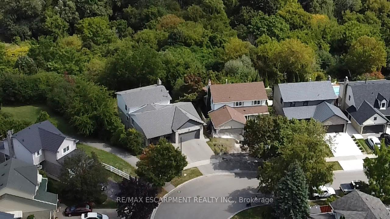 Front of 362 Prince Of Wales Drive
