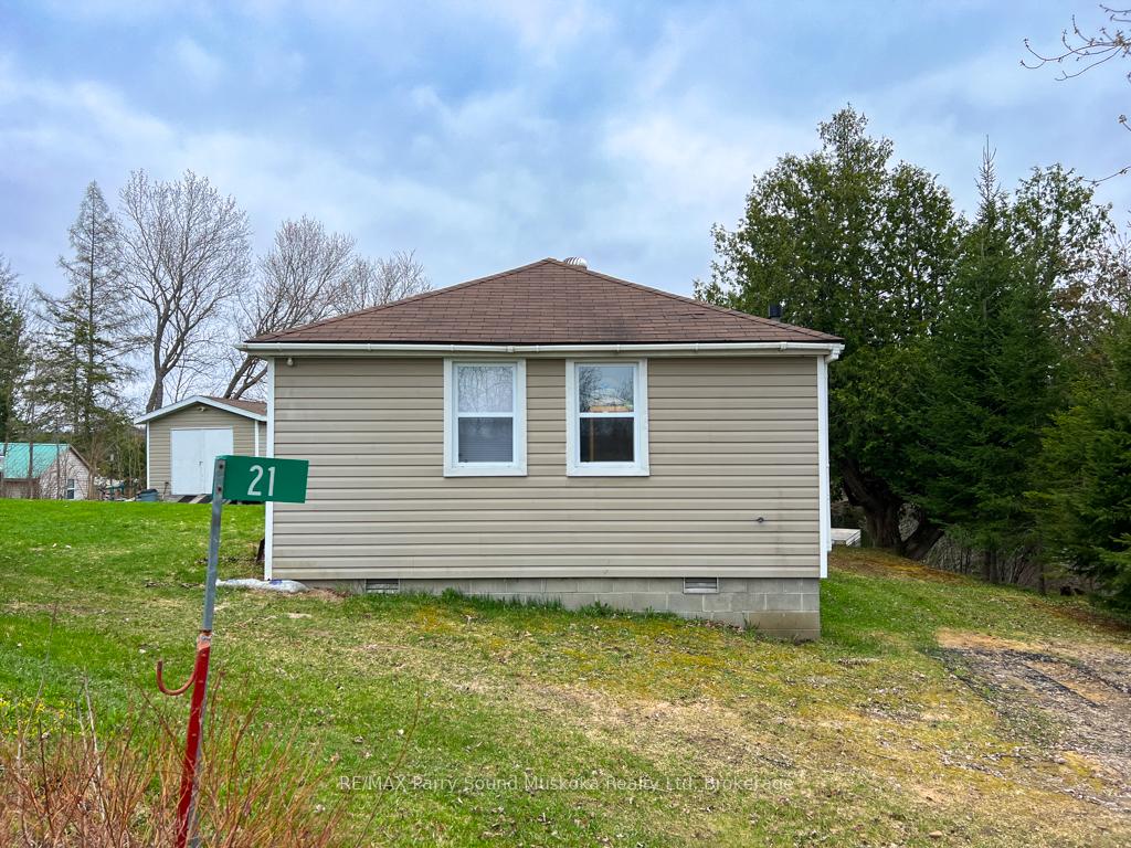 Photo 3 of 21 Macfie Road, Whitestone, Hagerman — HOMEH