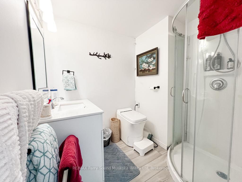 Photo 13 of 21 Macfie Road, Whitestone, Hagerman — HOMEH
