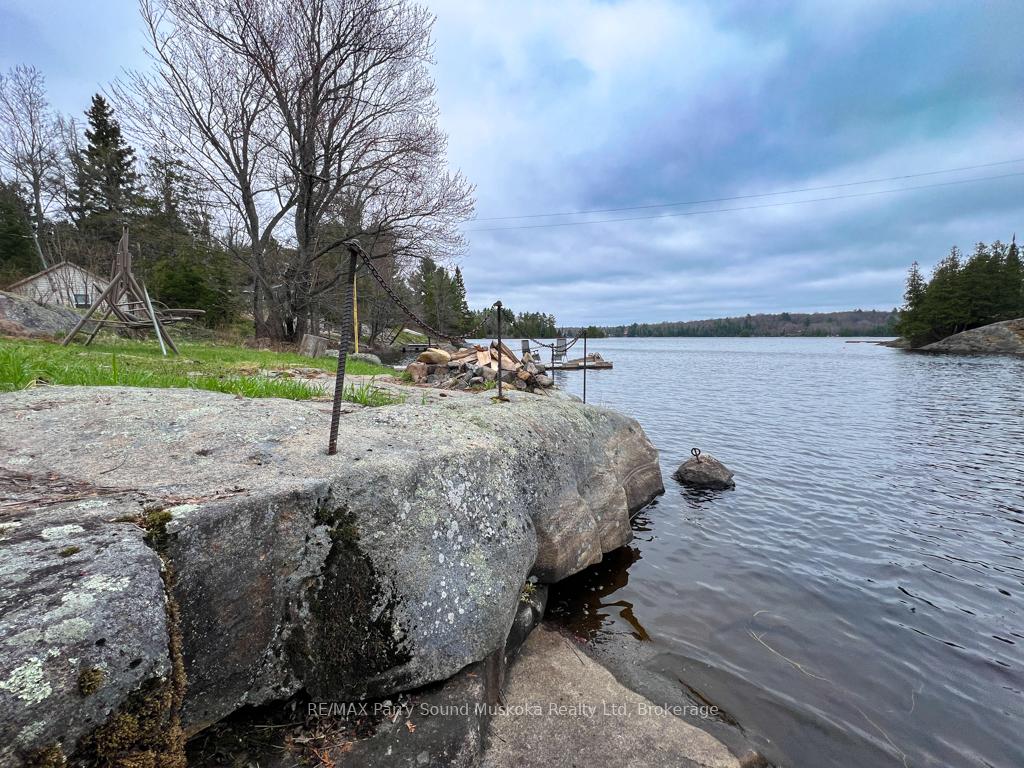 Photo 16 of 21 Macfie Road, Whitestone, Hagerman — HOMEH