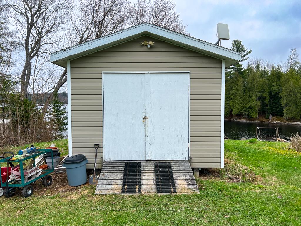 Photo 18 of 21 Macfie Road, Whitestone, Hagerman — HOMEH