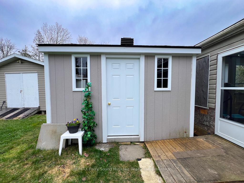 Photo 19 of 21 Macfie Road, Whitestone, Hagerman — HOMEH