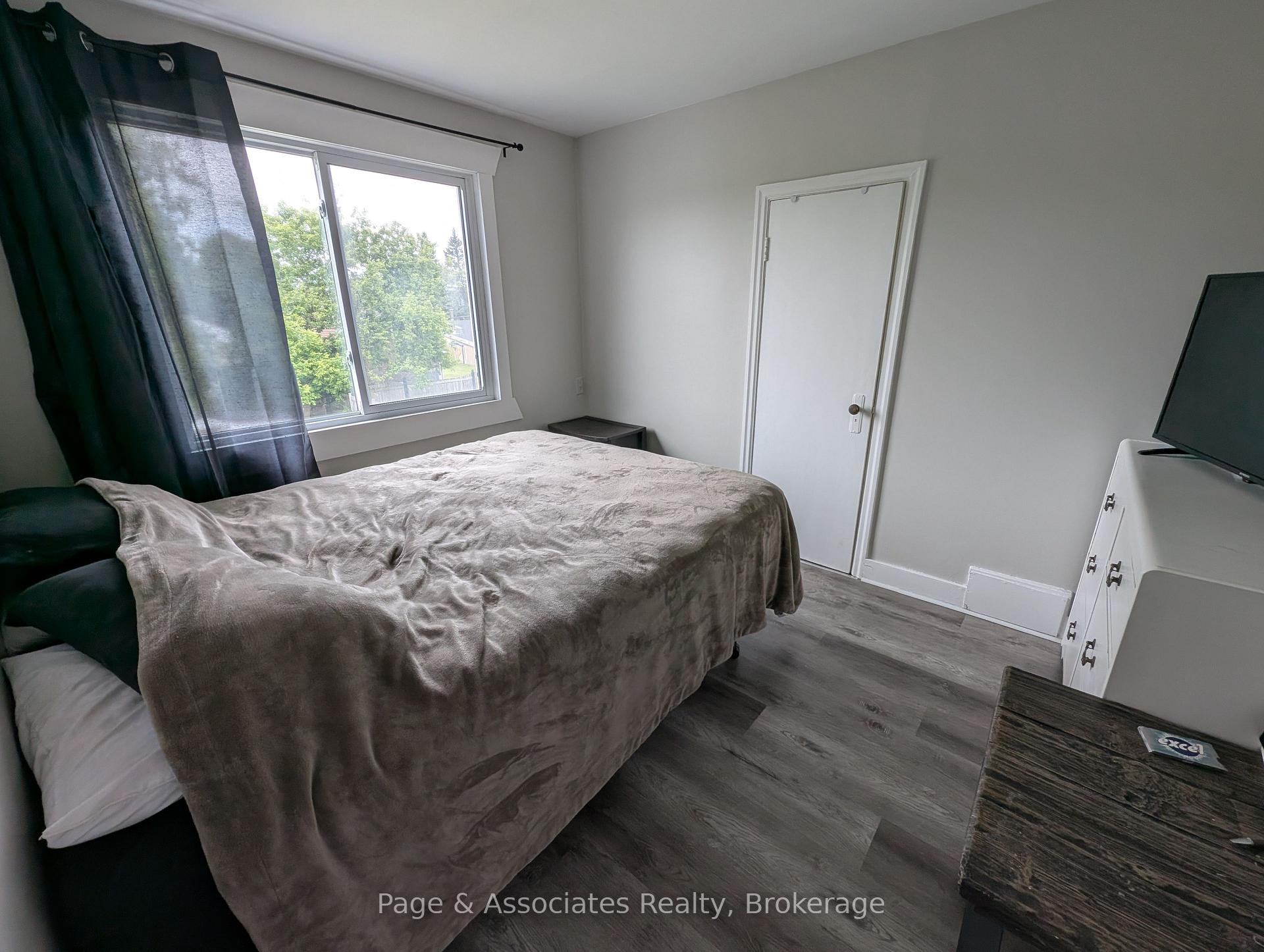 Photo 18 of 231 Clark Street, West Nipissing, Sturgeon Falls — HOMEH